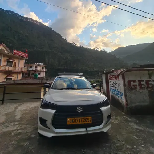 Saxena Tour & Travels