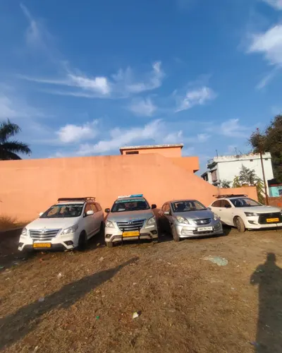 Saxena Tour & Travels